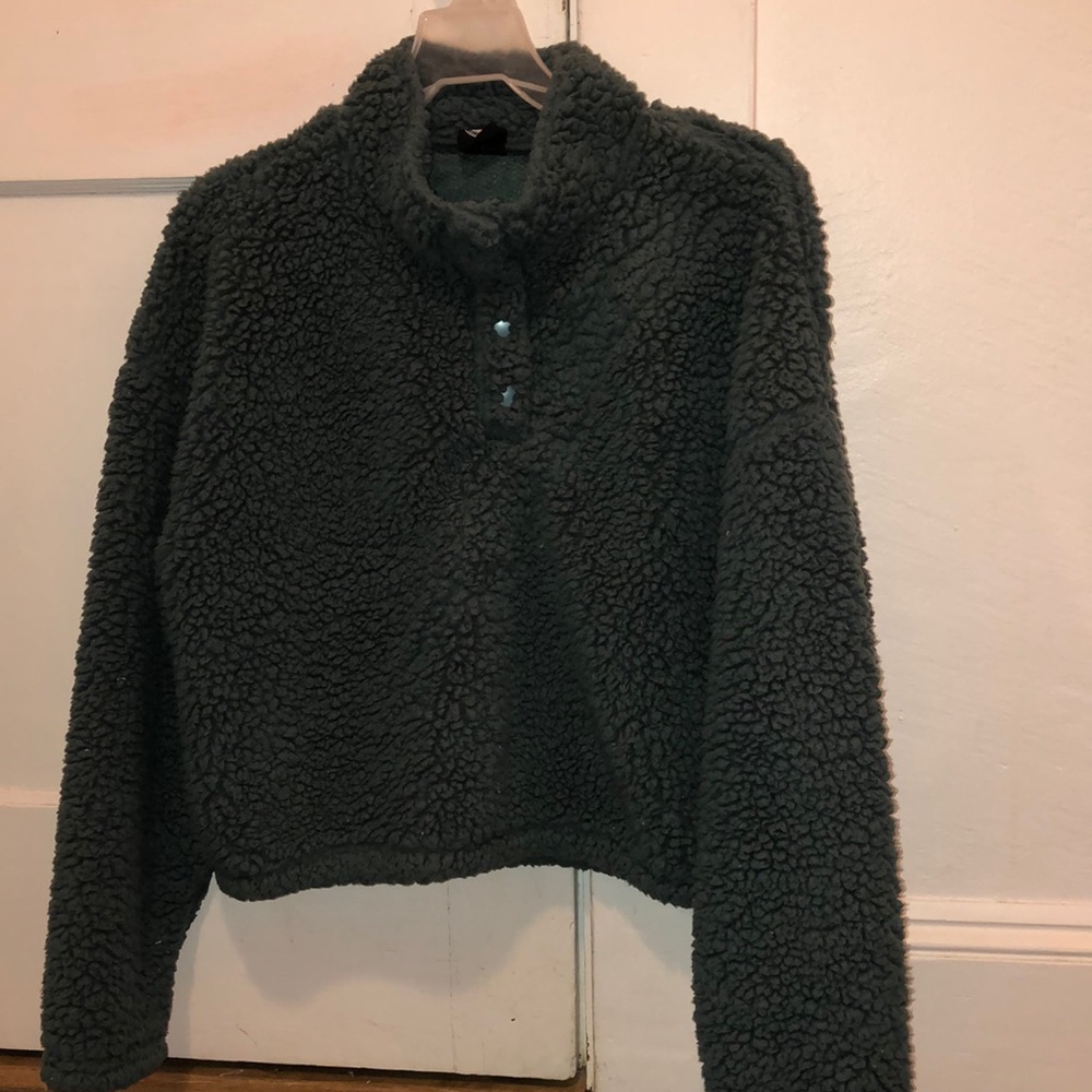 Cropped Green wool sweater
